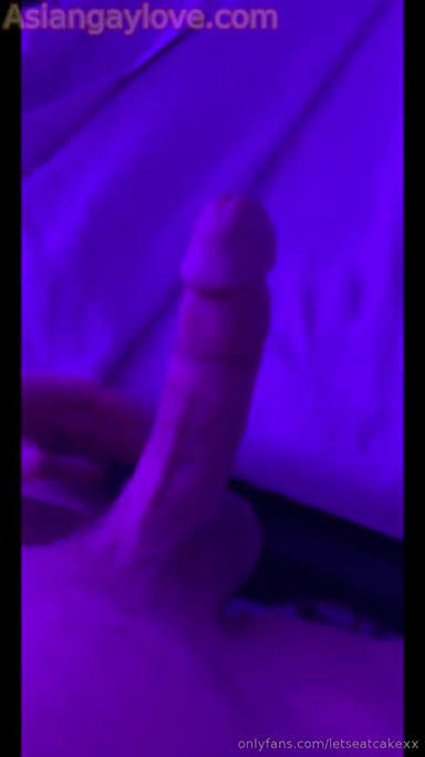 @letseatcakexx