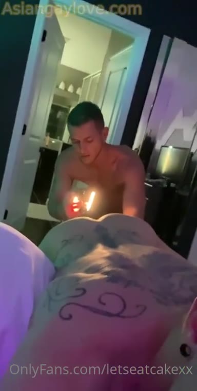 @letseatcakexx
