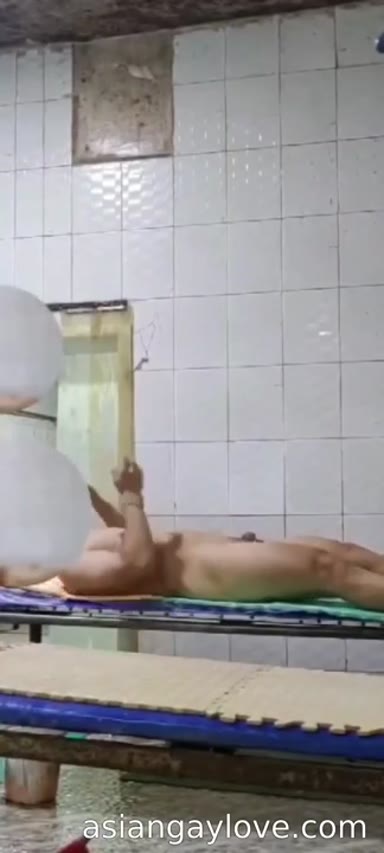 Chinese_Bathhouse_Spy_Cam