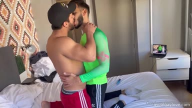 @dombeeef