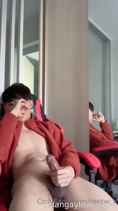 @teetw_x
