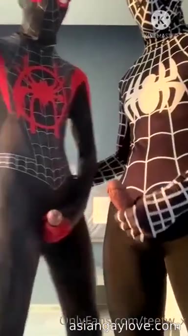 @teetw_x