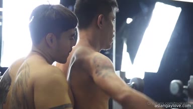 Fucking_Muscle_Asian_bottoms