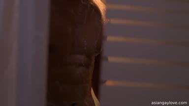 Fucking_Muscle_Asian_bottoms