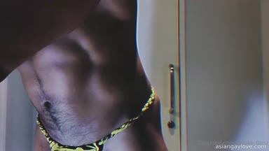 Fucking_Muscle_Asian_bottoms