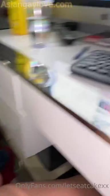 @letseatcakexx