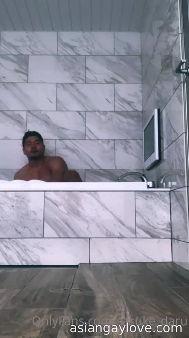 Fucking_Muscle_Asian_bottoms