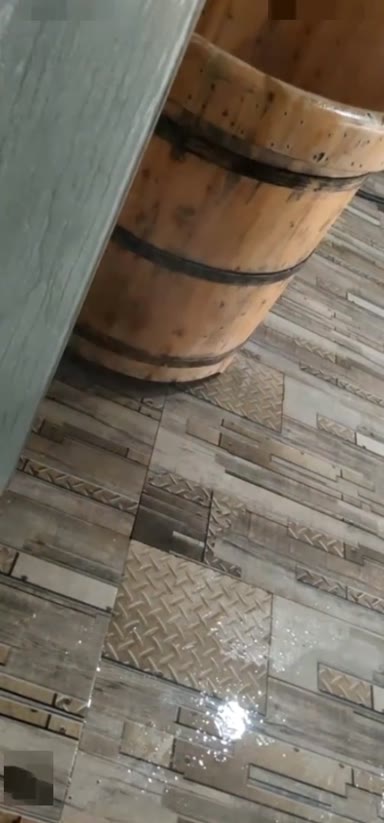 Chinese_Bathhouse_Spy_Cam