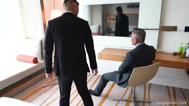 Fucking_Muscle_Asian_bottoms