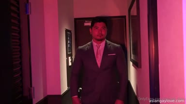 Fucking_Muscle_Asian_bottoms