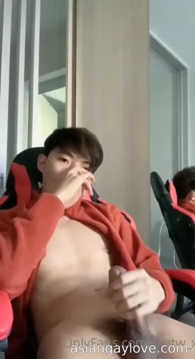 @teetw_x