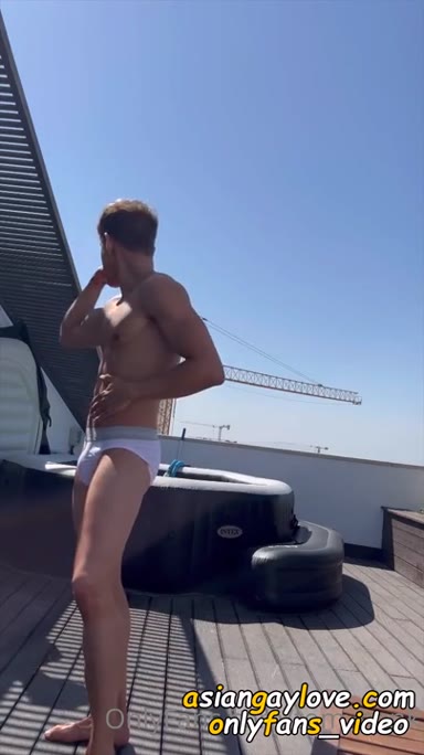 @tom_hank