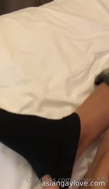 Fucking_Muscle_Asian_bottoms