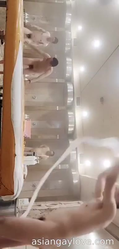 Chinese_Bathhouse_Spy_Cam