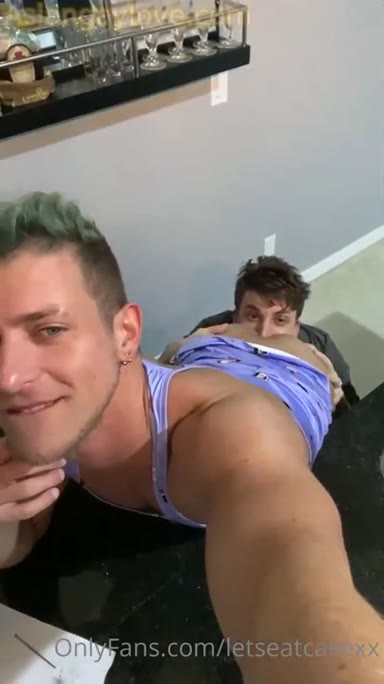 @letseatcakexx