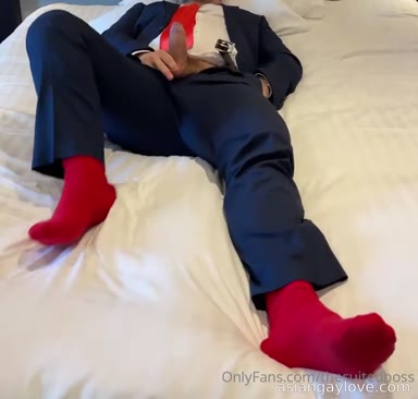 @thesuitedboss