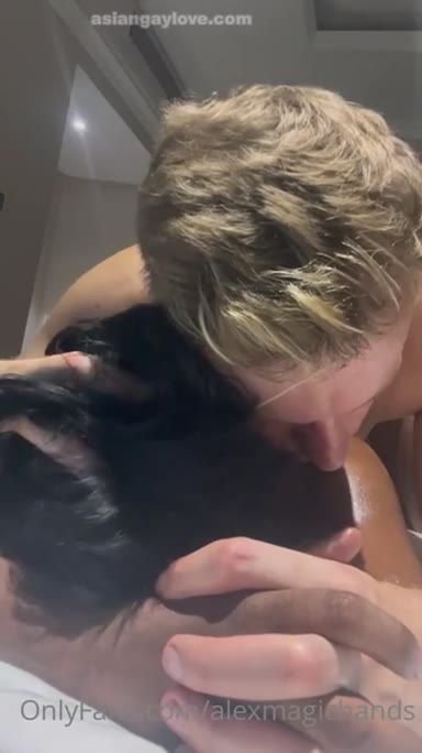 @alexmagichands
